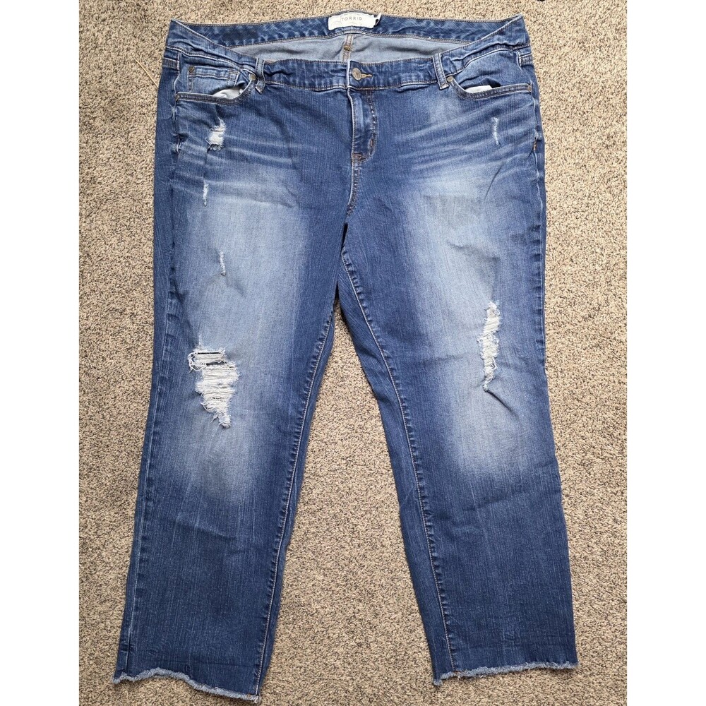 Torrid Cropped Jeans Size 22 Distressed Medium Wash Raw Hem Boho Denim